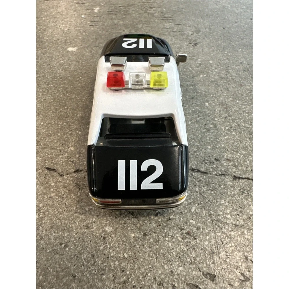 Vintage Die Cast Police Car Waterbury Clock Co Quartz Made Japan (Needs Battery)